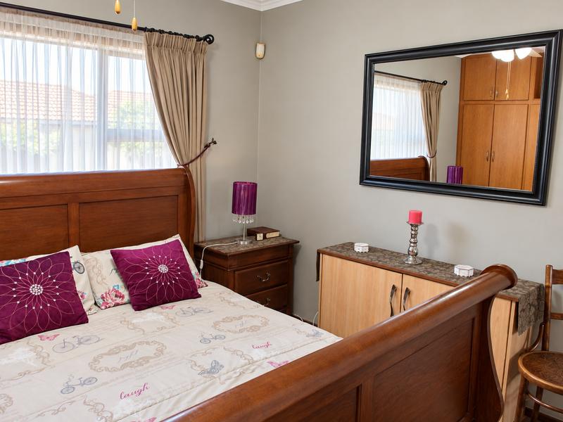 2 Bedroom Property for Sale in Heuwelsig Free State